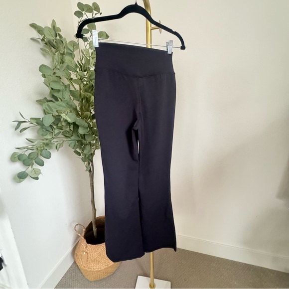Halara. Flare leg pants. NWOT. Size small. - Picture 2 of 15